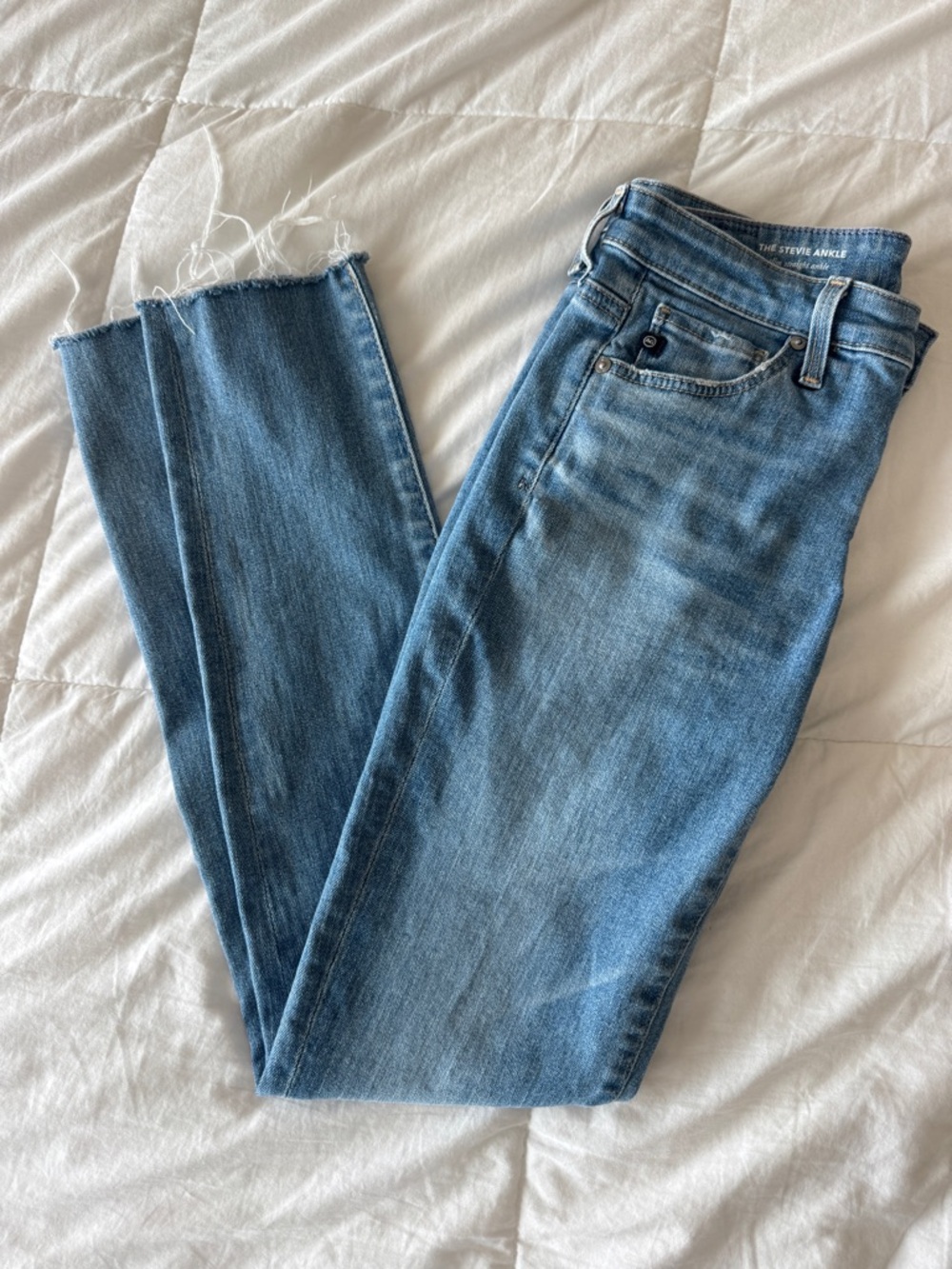 AG Stevie Slim Straight Ankle Jeans 25R Raw Hem Mid Rise Premium Denim